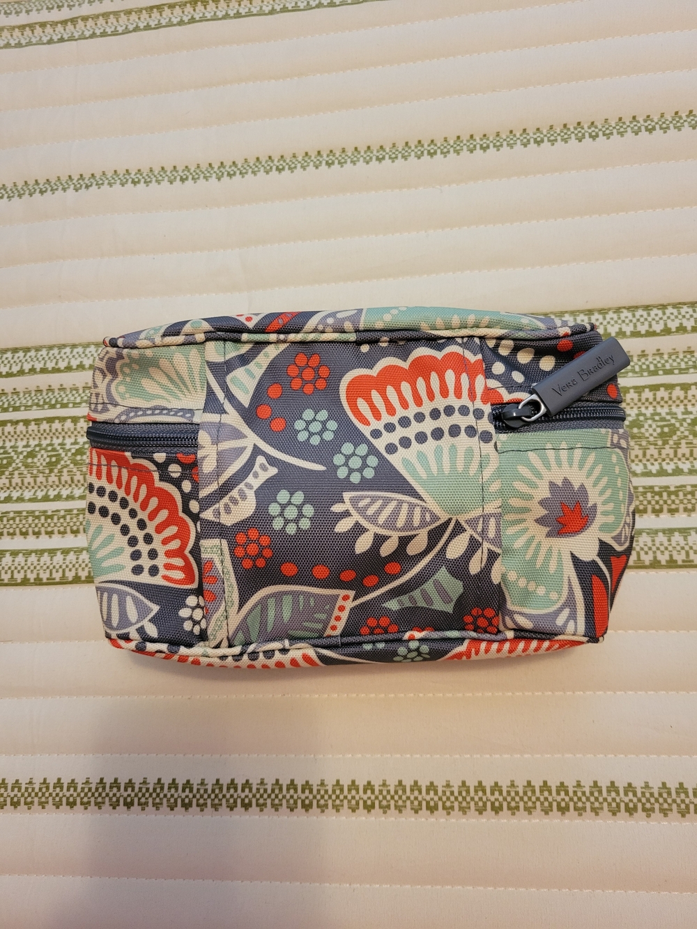 Vera Bradley Nomadic Floral Travel Set - Picture 8 of 11
